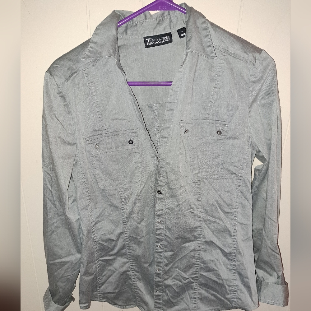 7th Avenue womens small button up shirt